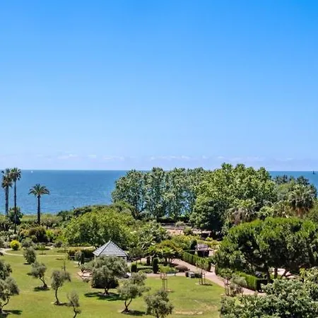Duplex Les Pins 89m2 Et Terrasse 30m2 * Antibes
