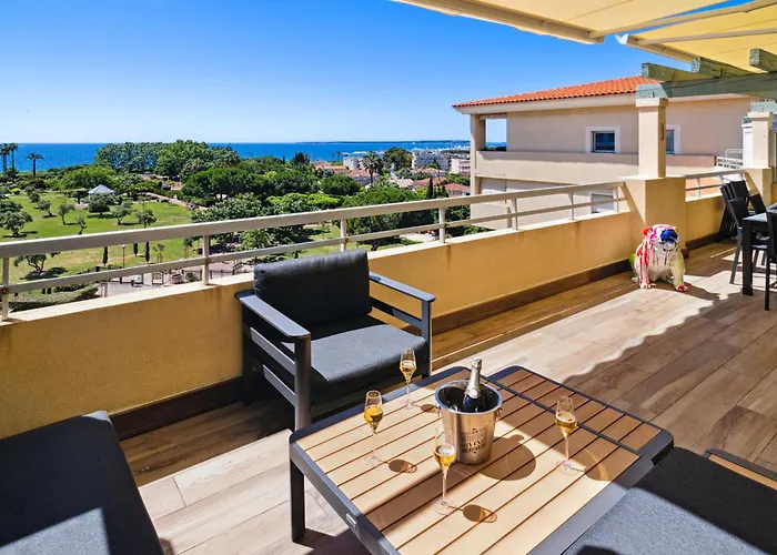 Duplex Les Pins 89m2 Et Terrasse 30m2 Lägenhet Antibes