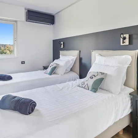 Apartamento Duplex Les Pins 89m2 Et Terrasse 30m2 *